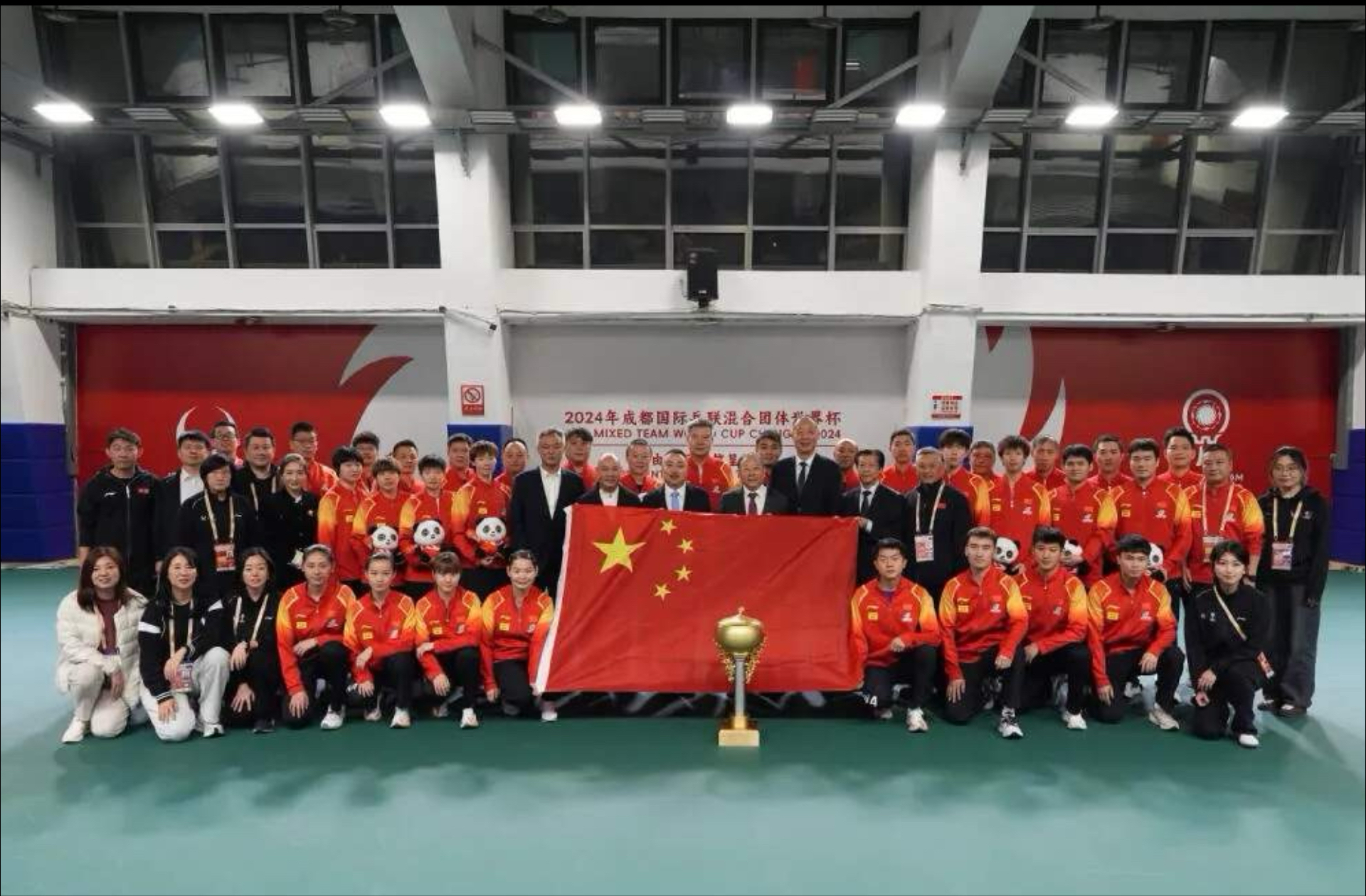 燃情岁月，球员们将在赛场上奋勇争夺胜利的简单介绍