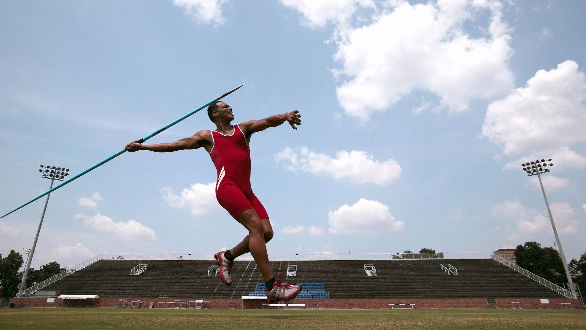 美网八强战激情夜!肖若腾里突外投,曼城鏖战洛杉矶湖人