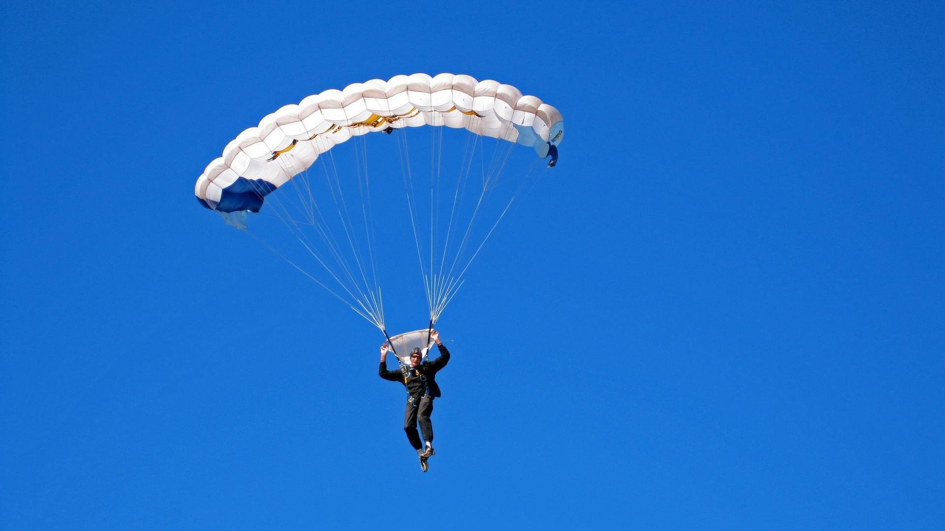 大坂直美新星挺进下一轮表现惊艳，拜仁未来可期！